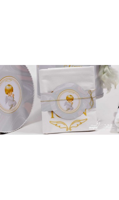 Trusou de botez cu ingeri si broderie personalizata aurie si pattern marble crem mint 12